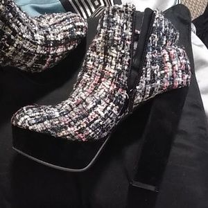 Bamboo platform multicolor